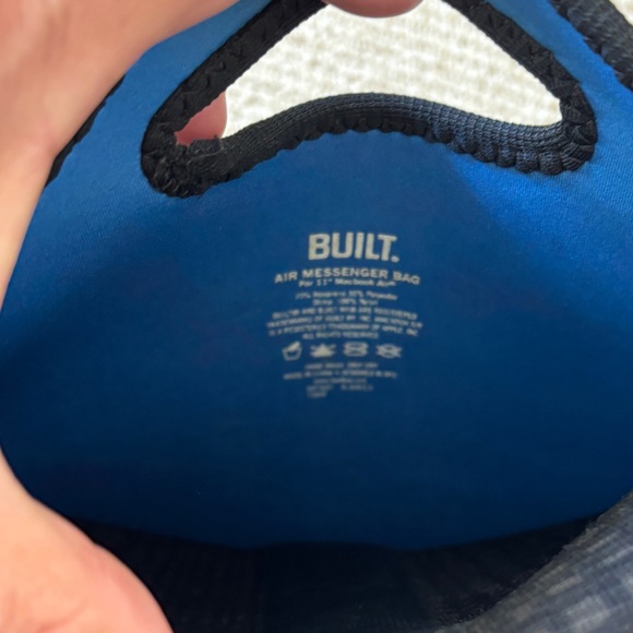 BUILT Messenger Air Black Neoprene Crossbody iPad Computer Bag - Picture 10 of 13